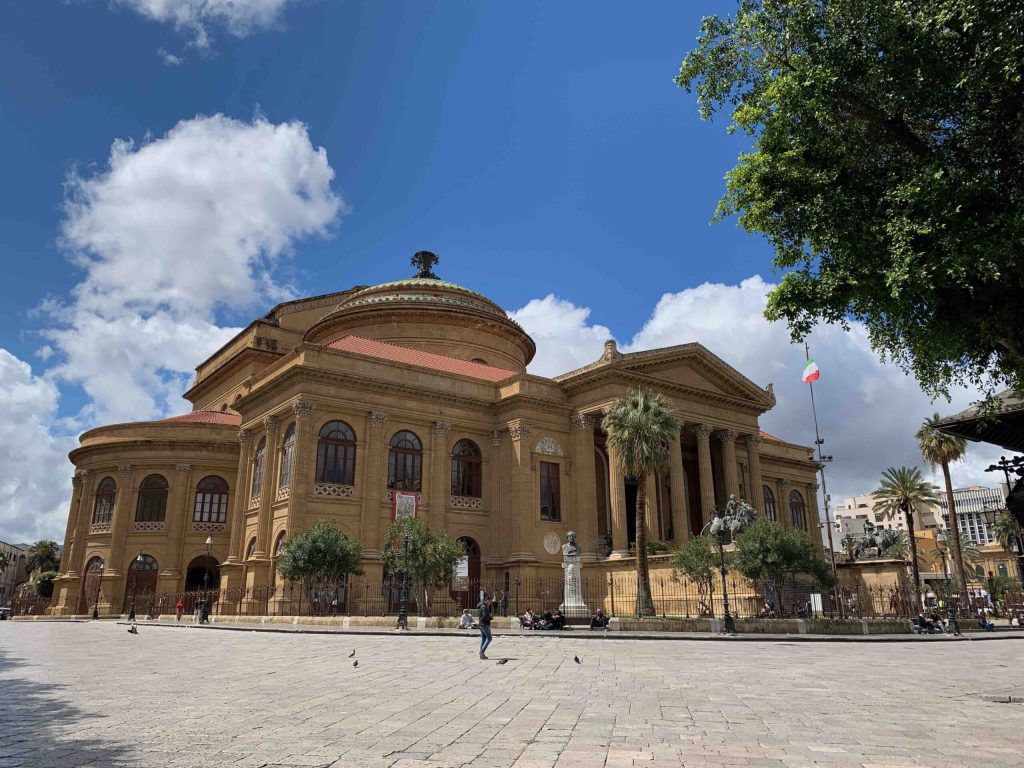 https://www.cosiddetto.be/reizen-in-italie/teatro-massimo-in-palermo-het-grootste-theater-van-italie/